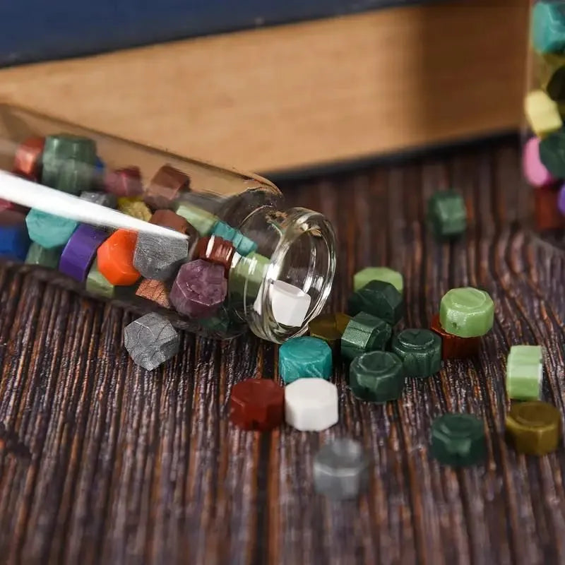 Edles Schreibset mit weißem Stift und Vintage-Accessoires