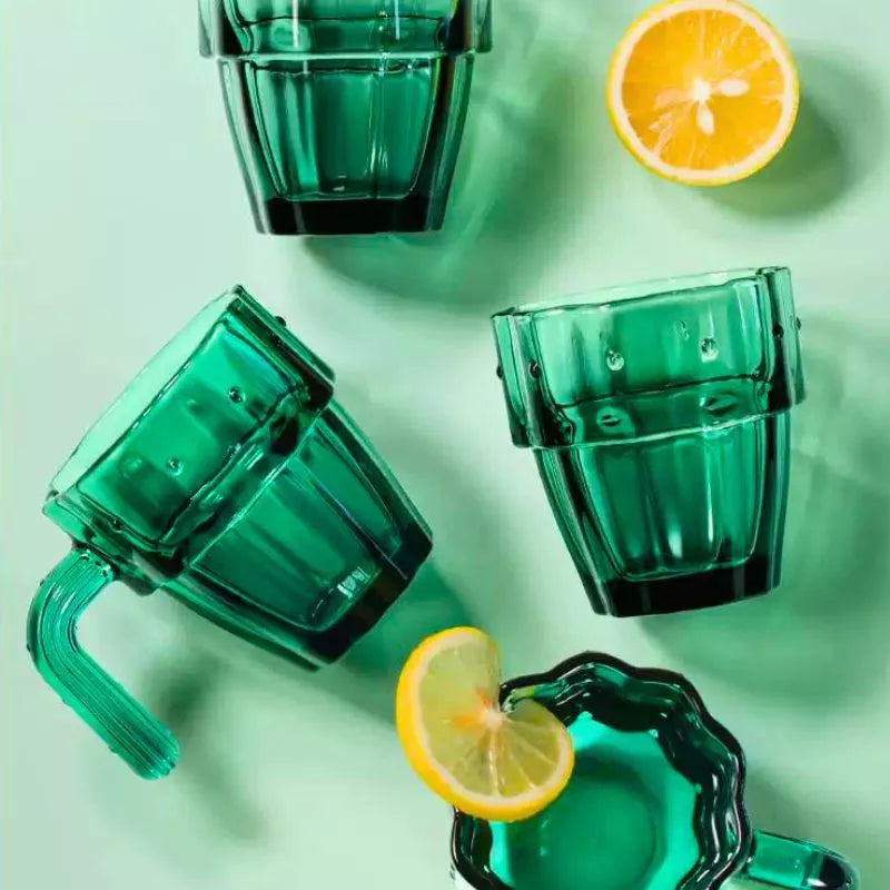Cactus Cups Set mit 4 stapelbaren Tassen und Gläsern