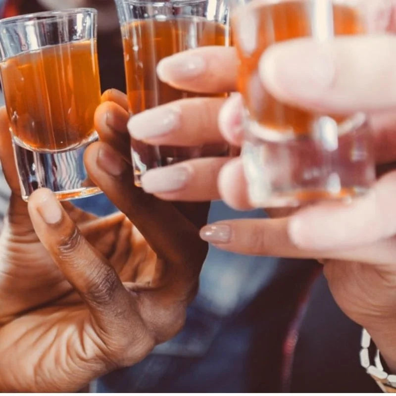 Getränkespender mit 6 Shots