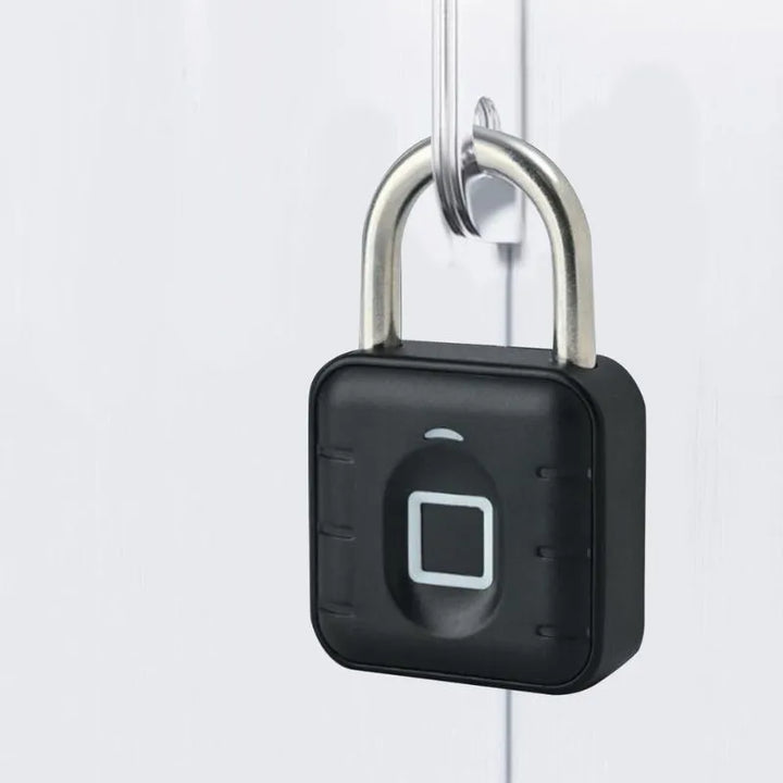 Intelligentes Vorhängeschloss mit Fingerabdruck