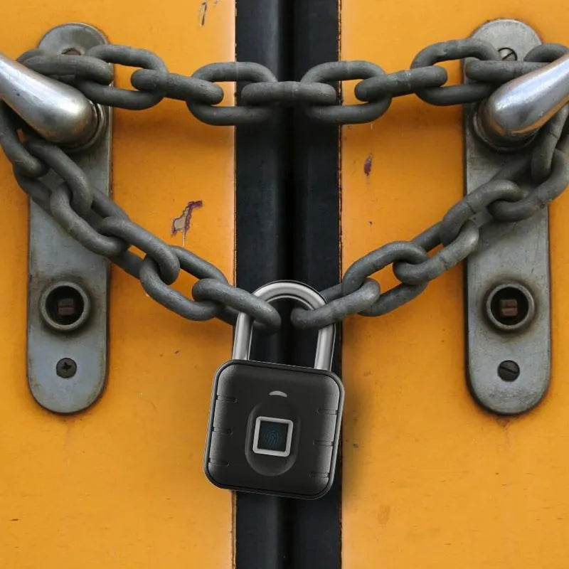 Intelligentes Vorhängeschloss mit Fingerabdruck