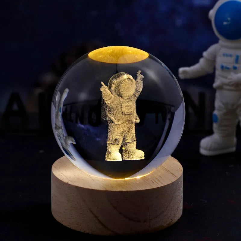 Kristallkugel mit einem Astronauten