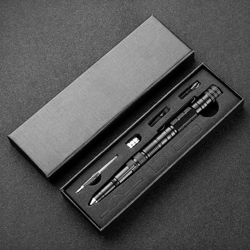 4-in-1 Tactical Pen mit Taschenlampe & ToolPen 007