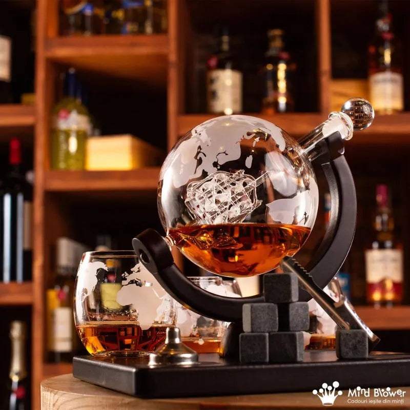 Globus Dekanter mit 4 Deluxe-Gläsern Geschenkset