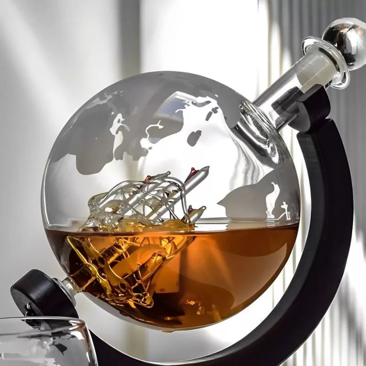 Globus Dekanter mit 2 Deluxe-Gläsern Geschenkset