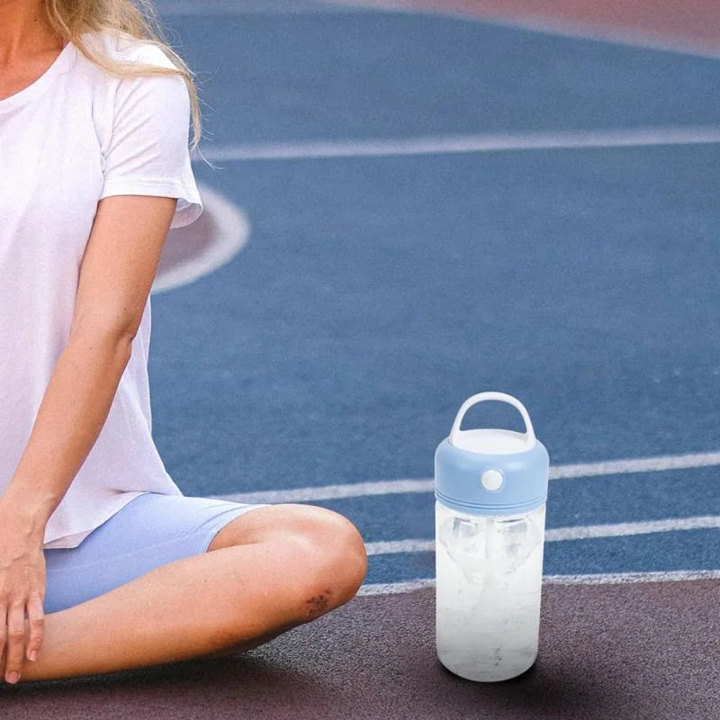 Tragbare Flasche mit automatischer Mischung