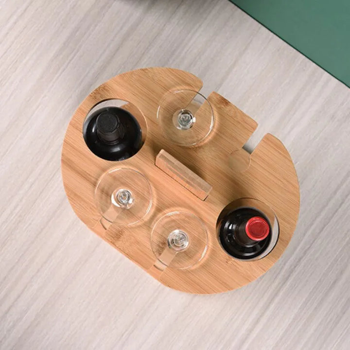 Holzregal für Flaschen und Weingläser