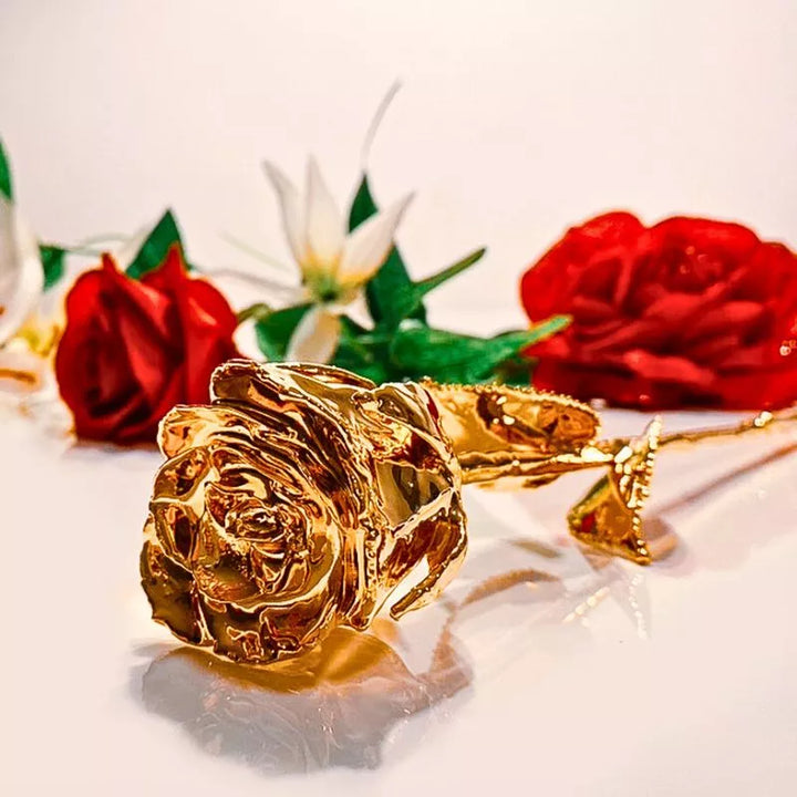 Rose mit 24 Karat Gold überzogen