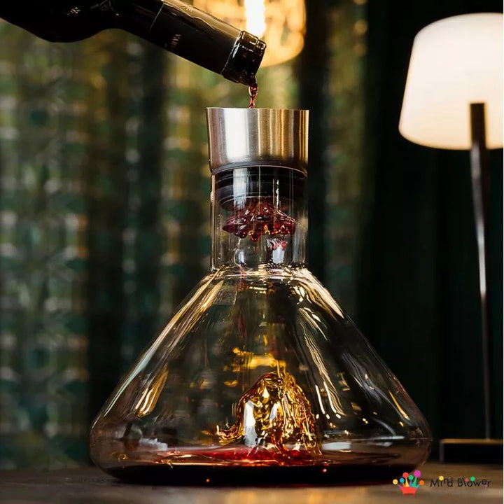 Golden Mountain On Top of the World Geschenkkaraffe mit Reinigungsbällen