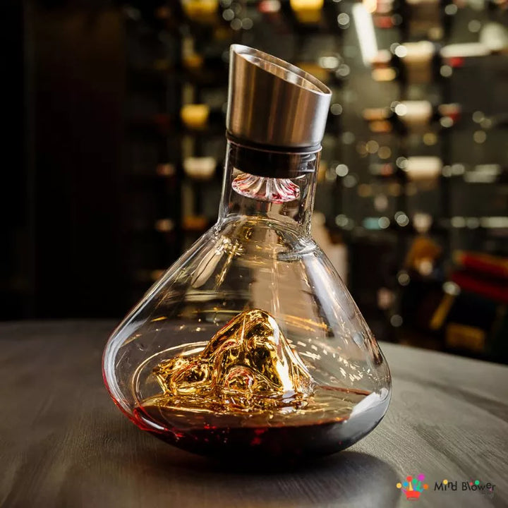 Golden Mountain On Top of the World Geschenkkaraffe mit Reinigungsbällen