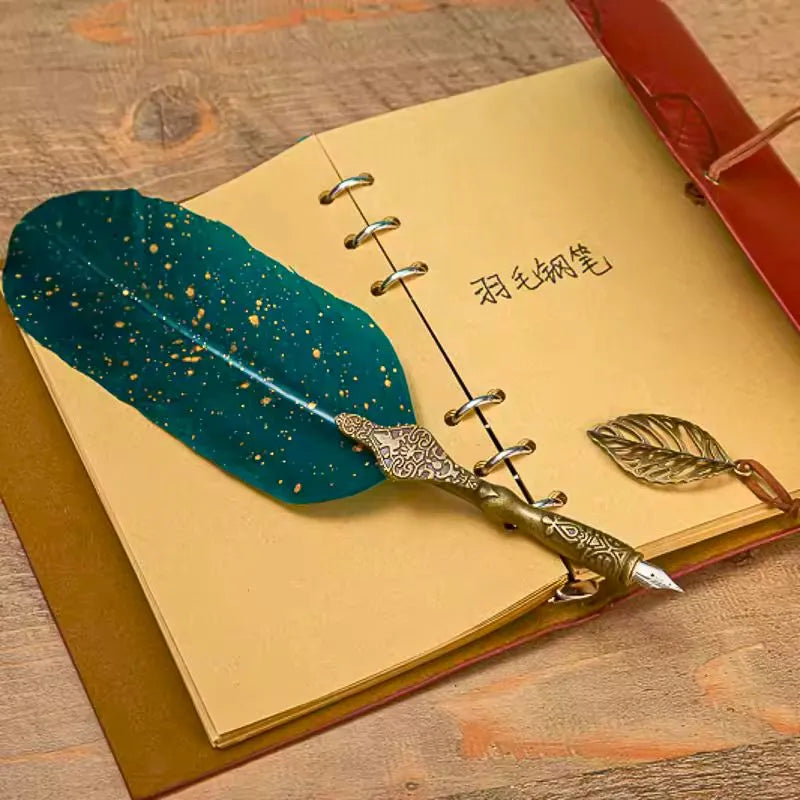 Vintage Kalligraphie-Set mit Notizbuch und grünem Stift