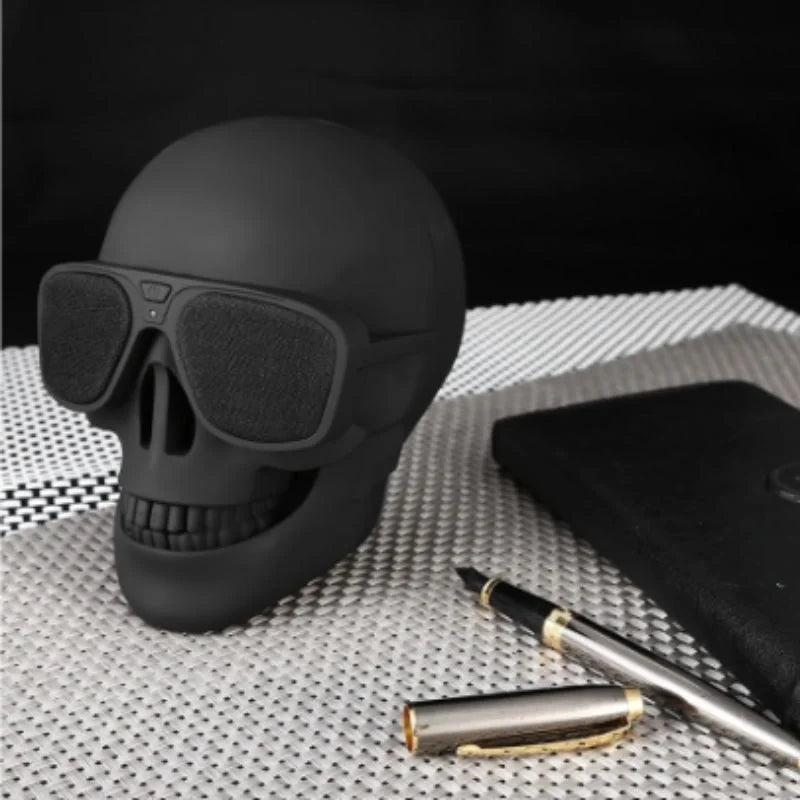 glosnik-przenosny-bluetooth-czaszka