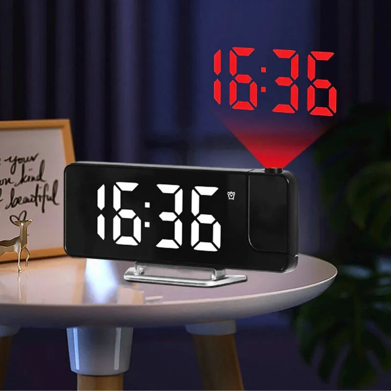 projektorowy-budzik-sufitowy  