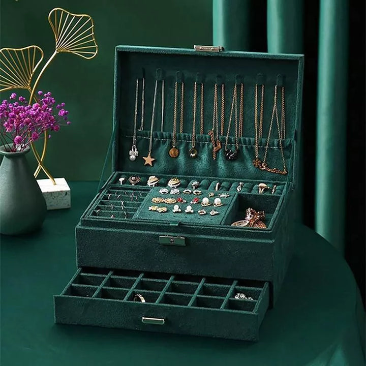 Schmuckschatulle mit Schlüssel, grünes Smaragdarmband, 7 Charms GRATIS