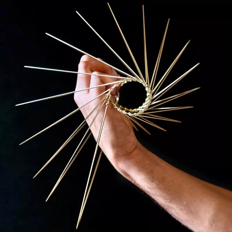 Quadratische Wellenspinner-Skulptur, kinetische Kunst