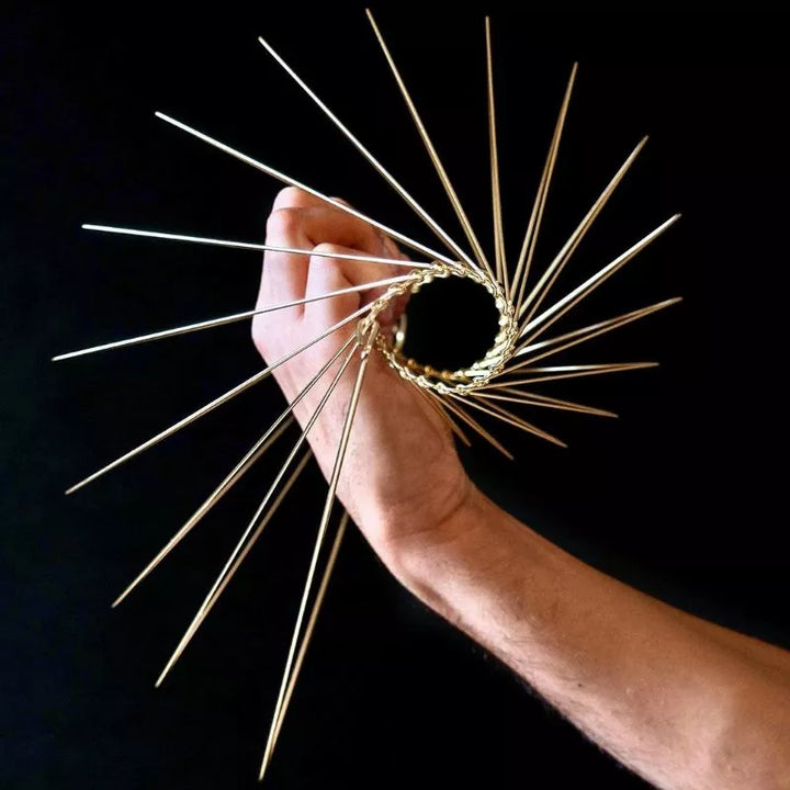 Quadratische Wellenspinner-Skulptur, kinetische Kunst