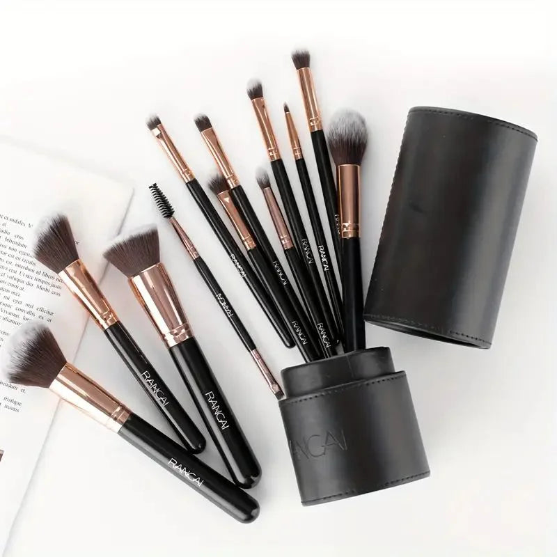 Set mit 12 Pretty You Make-up-Pinseln