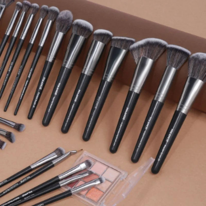 Feel Gorgeous – Make-up-Pinselset mit 25 Pinseln