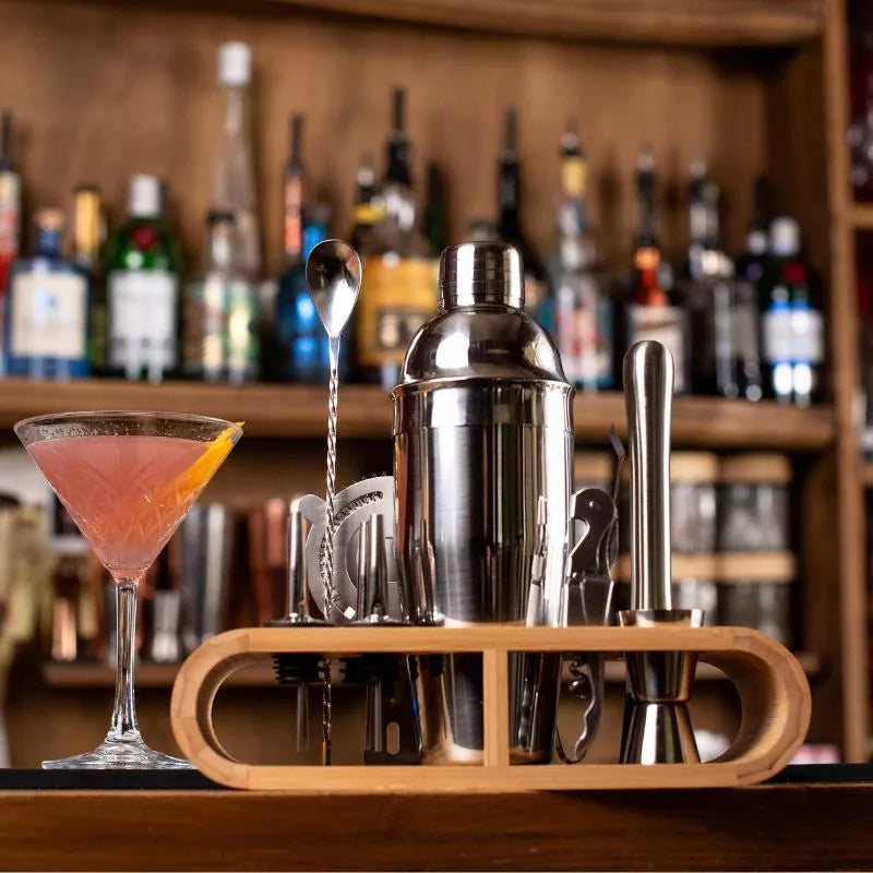 Mixology Cocktail-Shaker-Geschenkset mit 11 Zubehörteilen, 750 ml, Silber
