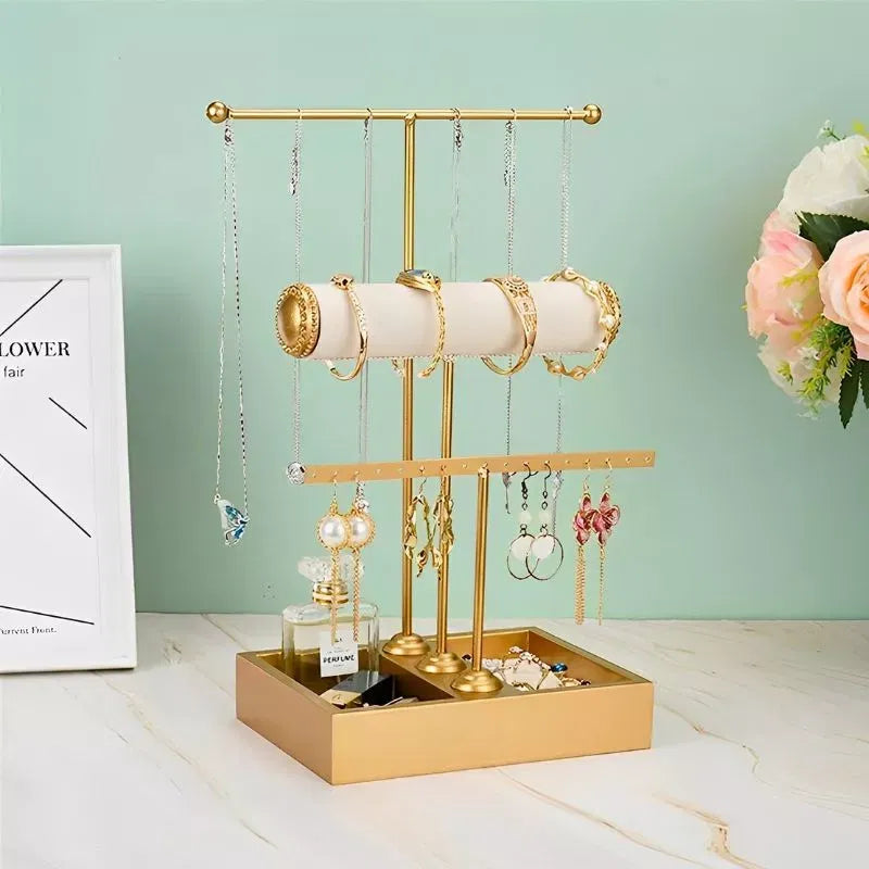 Schmuckturm – ein kreativer Organizer und Präsentationsständer