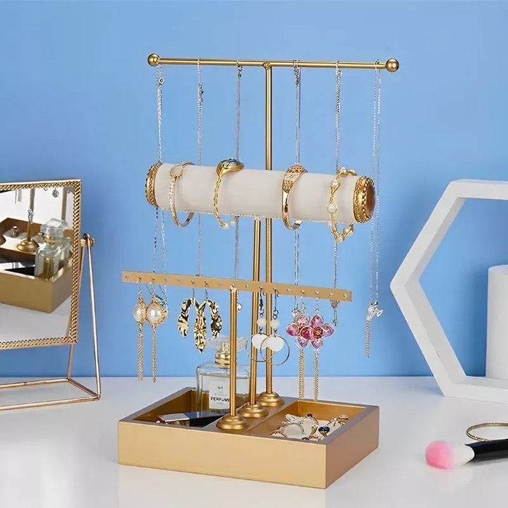 Schmuckturm – ein kreativer Organizer und Präsentationsständer